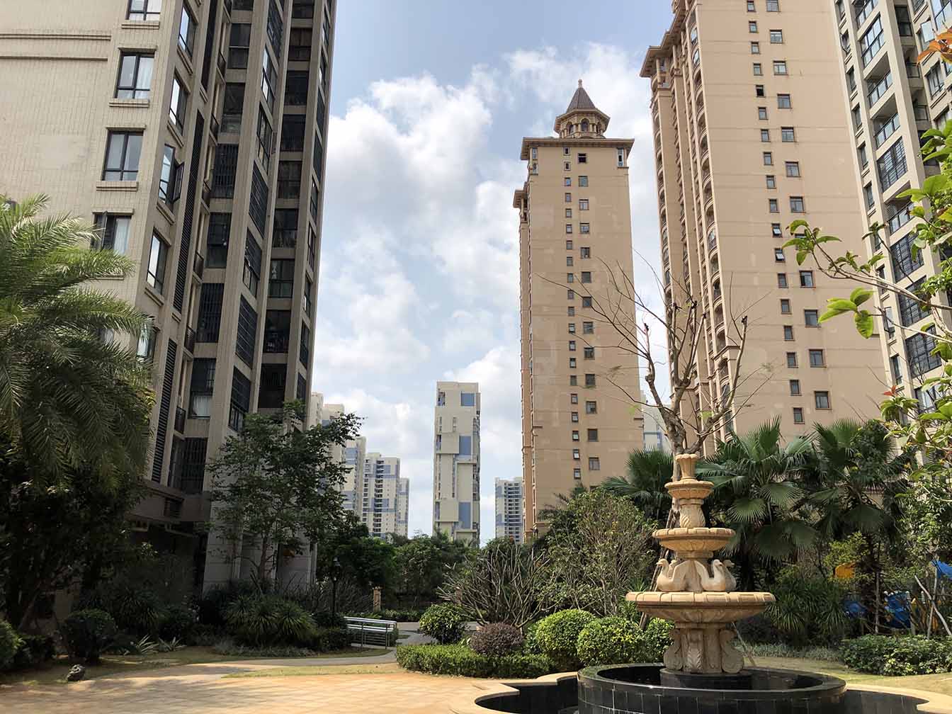 海口民宿-海口西秀海滩旁宇信西岸公馆海景复古风三居室 - 海南简游民宿
